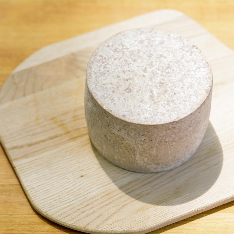 ＜ASUKAのチーズ工房＞はじめのチーズホール1kg